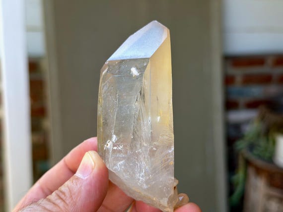 Golden Healer Lemurian Quartz, 176g, Serra do Cabral, Minas Gerais, Brazil B392