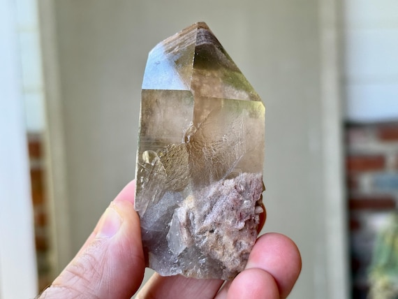 Pink Lodolite Phantom Quartz with Green Chlorite Inclusions, 131g, New Find, Gouveia, Minas Gerais, Brazil T371