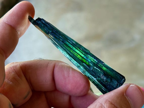 Vivianite, Natural Blue & Green Hues, 15g, Heart Chakra, Visualization and Forgiveness, Amazonas, Brazil A753