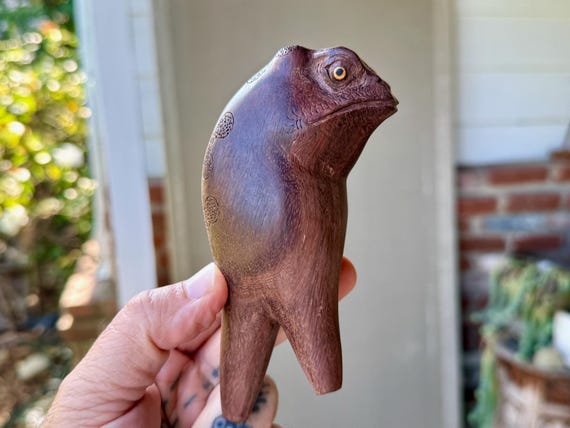 Toad Kuripe, Hand Carved, Traditional Wooden Shamanic Applicator Pipe