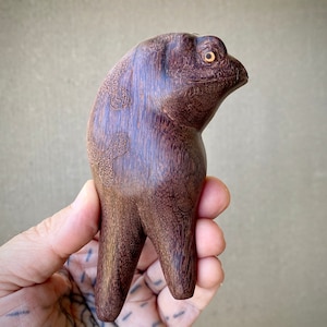 Frog Kuripe, Traditional Shamanic Self-Applicator Pipe, Hand Carved from Solid Wood