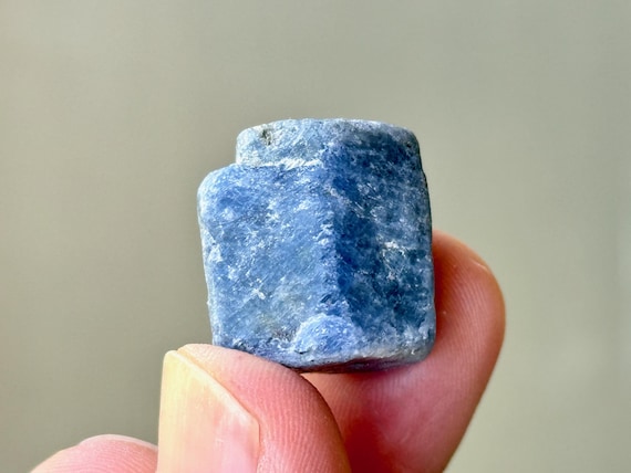 Blue Sapphire, Double Terminated, 18g, Natural Formation, Throat & Third Eye Chakra, Prosperity and Abundance, India A736