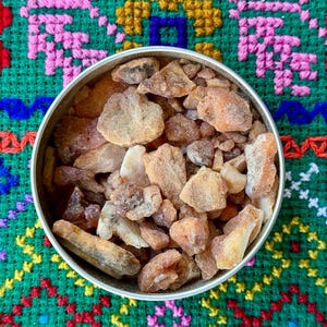 Golden Benzoin Incense Resin, 100% Organic, Pure Grade #1, Natural Styrax Resin from Sumatra, House Clearing & Protection