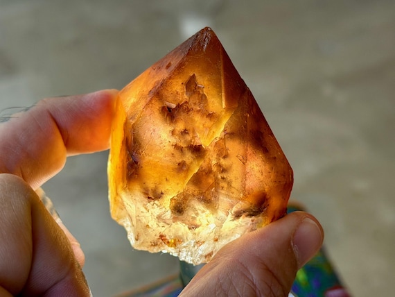 Dreamcoat Lemurian with Trigons, Self-Standing, 155g, Crown & Third Eye Chakra, Goias, Brazil V694