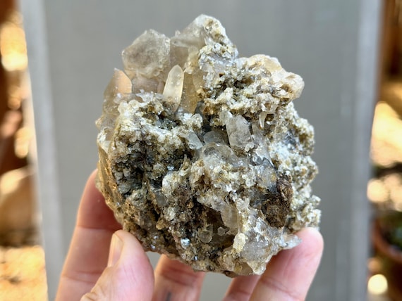 Golden Lepidolite Mica Quartz, Self-Standing, 567g, Third Eye & Crown Chakra, Minas Gerais, Brazil V748
