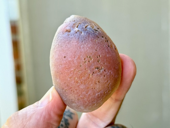 Running Sand Gobi Agate, 42g, Desert Stone of Transformation, Naturally Formed by Wind and Sand, Mongolia T352