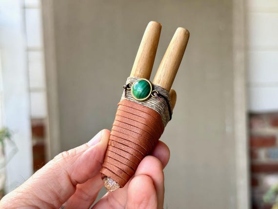 Double Kuripe with Malachite, Traditional Shamanic Applicator Pipe, Hand Crafted from Natural Teak Wood