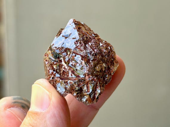 Smoky Quartz with Red Epidote, Growth Interference, 30g, Itamarandiba, Minas Gerais, Brazil B597