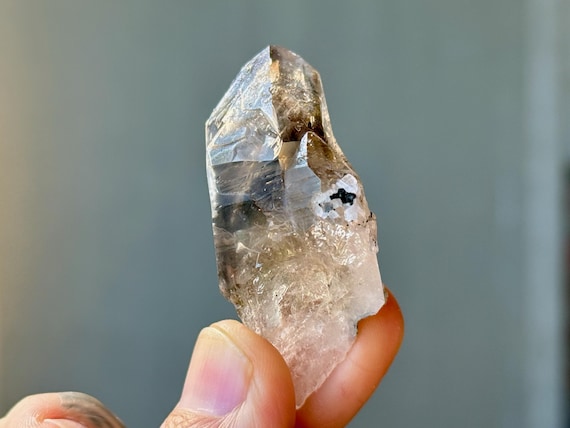 Brandberg Enhydro Smoky Quartz, Moving Water Bubble, 26g, Goboboseb Mountains, Erongo, Namibia A107