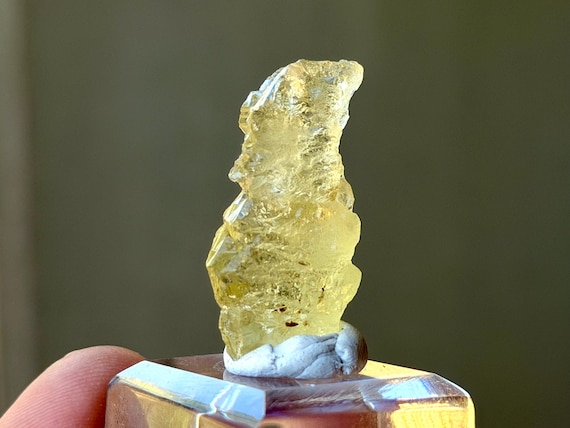 Etched Heliodor, Golden Beryl, 7g, New Find, Empowerment & Intuition, Medina, Minas Gerais, Brazil B541