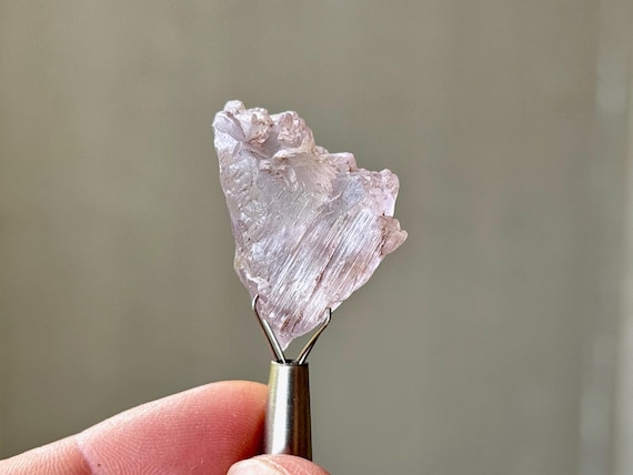 Purple Kunzite with Etched Terminations, 14g, Highest Quality, Heart Chakra Crystal, Afghanistan S241
