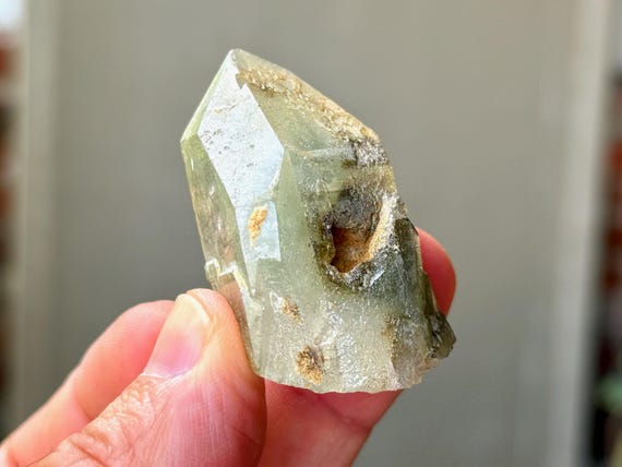 Phantom Dream Quartz, Green Chlorite & Epidote, 38g, Old Find, Dream Work, Past Life Regression, Colombia A719