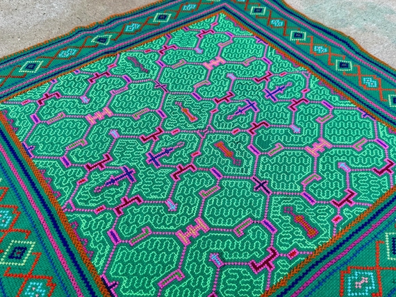 Shipibo Manta Cloth, Traditional Mesa Cloth for Shamanic Ceremony, 23" x 24," Handmade by Artist Laura Rengifo, Pucallpa, Peru
