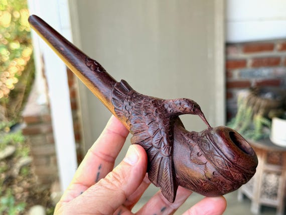 Hummingbird Pipe, Traditional Wooden Tobacco Pipe for Shamanic Ceremony, Hand Carved from Natural Tamarind Wood