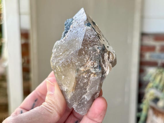 Cruzeiro Citrine with Indicolite Blue Tourmaline Inclusions, 301g, Minas Gerais, Brazil W775
