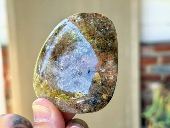 Lodolite Quartz Lens, Water Clear with Black Rutile, 156g, Polished Garden Quartz Palm Stone, Minas Gerais, Brazil A907