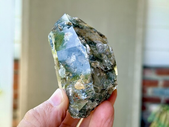 Lodolite Quartz with Colorful Green Chlorite Inclusions, 193g, New Find, Corinto, Minas Gerais, Brazil W007