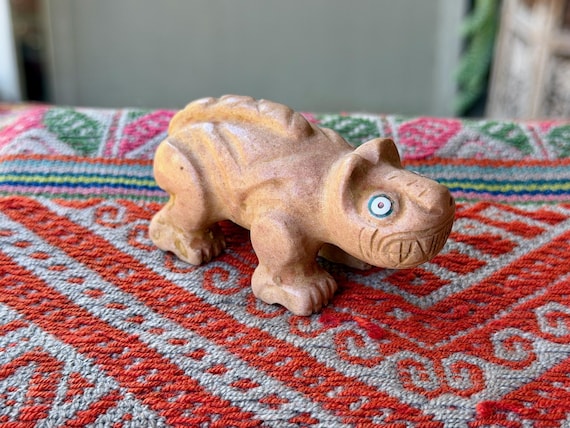 Incan Puma Statue, Jaguar Totem for Shamanic Mesa, Hand Carved from Native Ausungate Stone in Peru