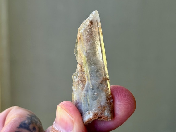 Candle Phantom Quartz with White Amphibole, 22g, New Find, Guardian Angels, Diamantina, Minas Gerais, Brazil A948