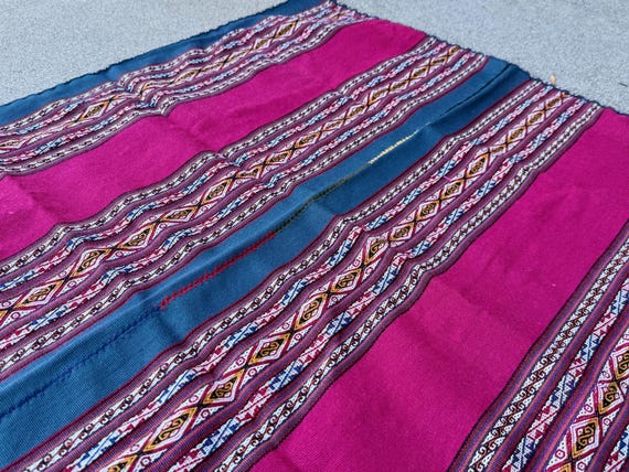 Shamanic Manta Cloth, 30" x 30" (76 cm x 76 cm), Andean Mesa Cloth for Shamanic Plant Medicine Ceremony, Handmade in Chinchero, Peru