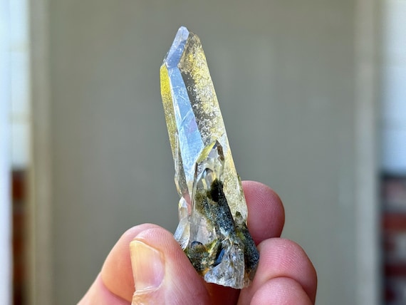 Starbrary Quartz with Green Chlorite & Time Link, 29g, Old Find, Zeca de Souza Mine, Minas Gerais, Brazil A095