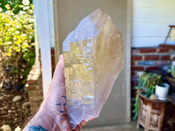 Cathedral Citrine with Record Keepers, Self-Standing, 2.8 Kilo, Manifestation & Creativity, Aracuai, Minas Gerais, Brazil V145