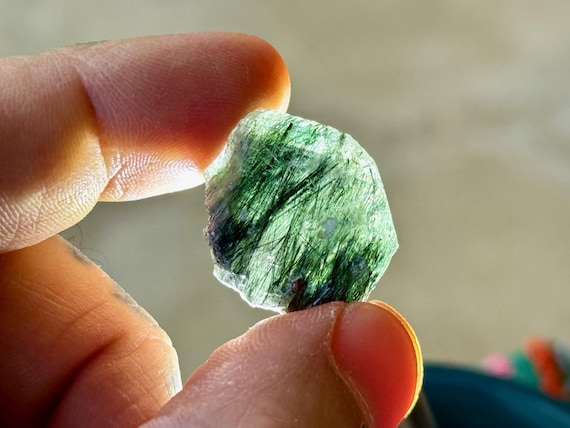 Clear Apatite with Green Actinolite Inclusions, 9g, Heart Chakra, Energy Balancing Crystal, Pakistan A229
