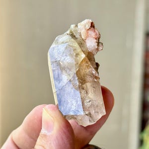 Brandberg Enhydro Quartz with Moving Water Bubble, 55g, Gobobseb Mountains, Namibia S624
