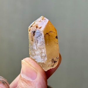 Orange Amphibole Bone Quartz 21g, Rare Find, Connect with Guardian Angels, Pakistan S503
