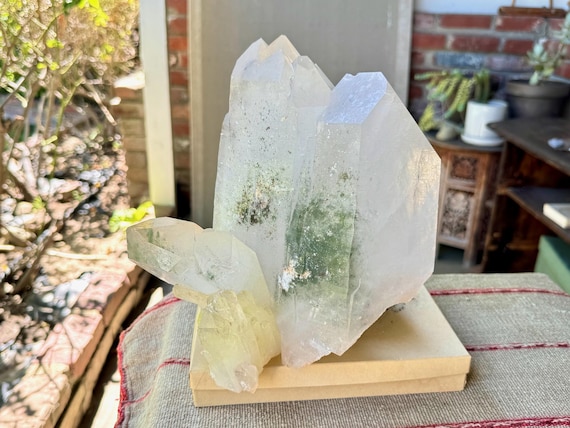 Cathedral Quartz with Green Chlorite Phantom, 5 Kilo, Heart Chakra & Purification, Tomas Gonzaga, Minas Gerais, Brazil W553
