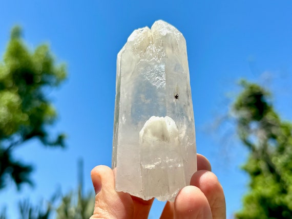 White Halloysite Quartz, Etched Termination, Mother and Child Formation, 204g, Crown Chakra, Colombia P771