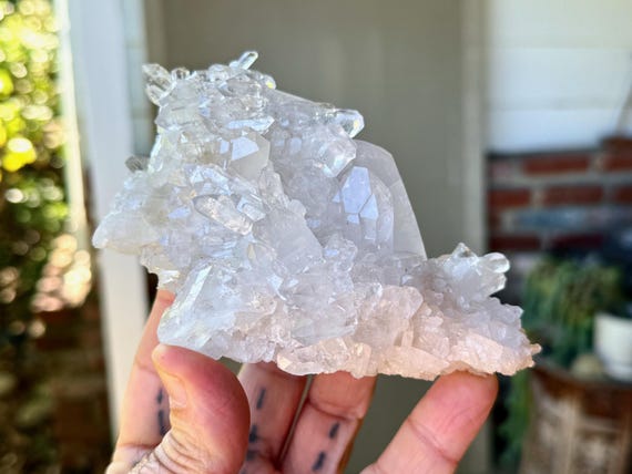 Starbrary Quartz Cluster, Self-Standing, 417g, Quartz with Star Markings, Corinto, Minas Gerais, Brazil V125