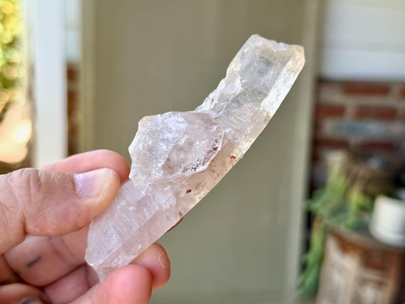 Curved Quartz, Natural Formation, 85g, Adaptation & Perseverance, Minas Gerais, Brazil B016