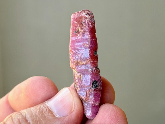 Ruby, UV Reactive & Natural Raw/Unpolished, 17g, New Find, Kundalini Energy, Prosperity and Abundance, Tanzania A952