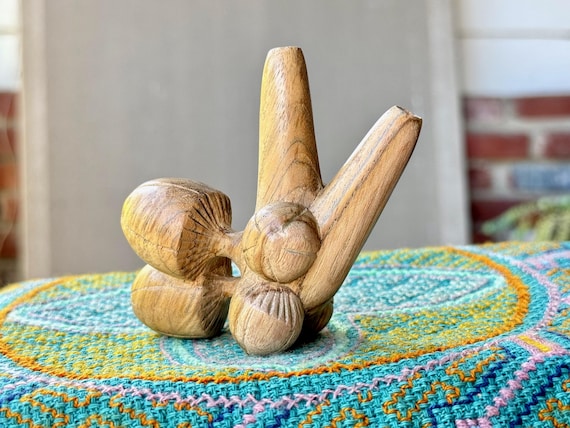 Mushroom Kuripe, Traditional Shamanic Applicator Pipe with "Niños Santos," Hand Carved from a Single Piece of Teak Wood