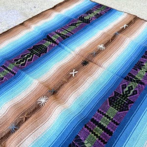 Shamanic Manta Cloth, 24&quot; x 23,&quot; Handwoven Andean Mesa Cloth for Shamanic Plant Medicine Ceremony, Handmade in Chawaytiri, Peru