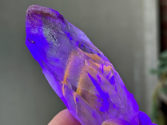 Powellite Phantom Root Quartz with Amethyst, Natural & UV Reactive, 111g, New Find, Raw and Unpolished, Bahia, Brazil T855