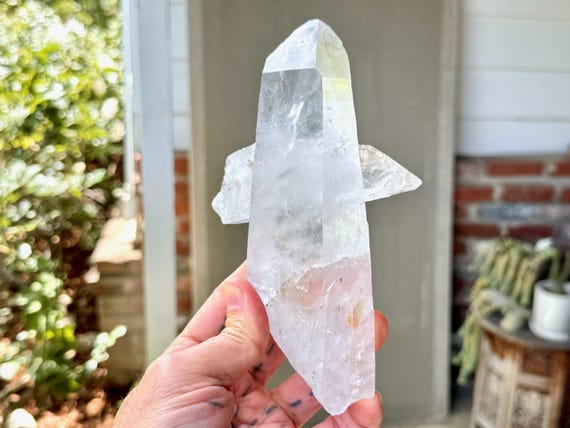 Lightning Strike Quartz, Unique Dolphin Formation, 686g, Rare Find, Amplify Prana and Chi, Diamantina, Minas Gerais, Brazil W072