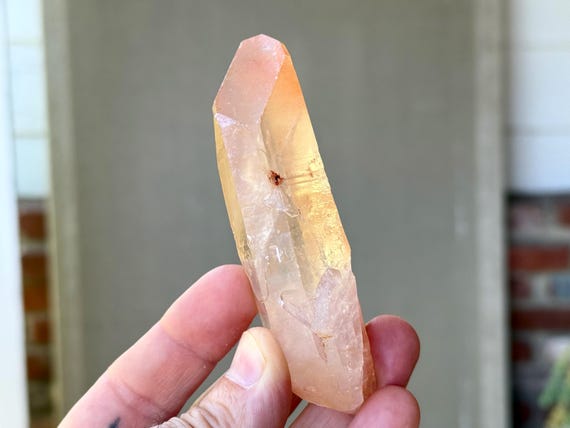 Pink Lemurian Quartz, 115g, New Find, Serra do Cabral, Minas Gerais, Brazil T128