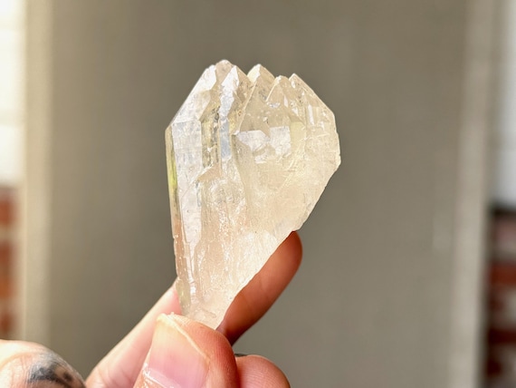 Jenipapo Cathedral Quartz, Mild Golden Healer, 49g, Lightbrary Quartz, Akashic Record, Minas Gerais, Brazil S296