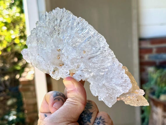 Angel Wing Quartz, Radial Growth Formations, 206g, New Find, Rio Grande do Sul, Brazil V212