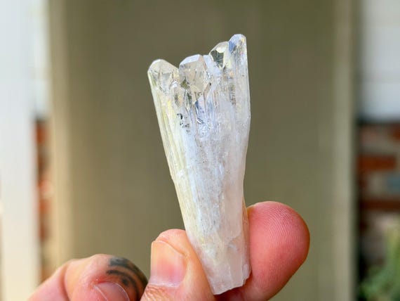 Danburite, 34g, Heart & Crown Chakra, Angelic Contact, San Luis Potosí, Mexico A768