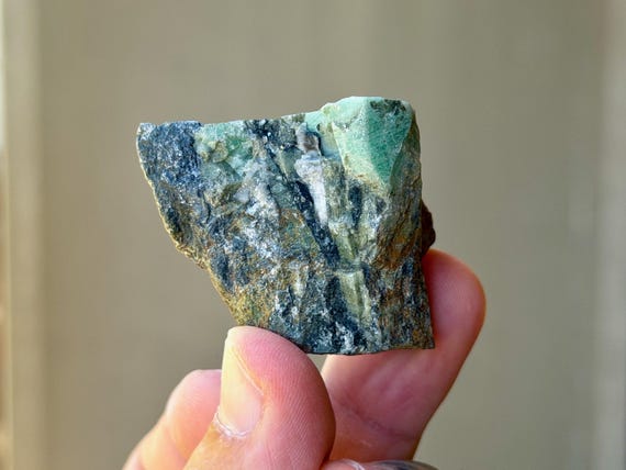 Emerald, Natural Raw & Unpolished, 40g, Heart Chakra, Abundance, Bahia, Brazil B196