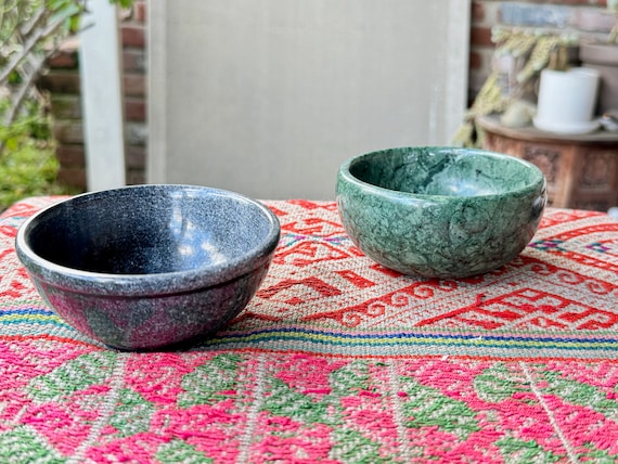Stone Smudge Bowl in Your Choice of Black or Green Marble, For Burning Palo Santo, Sage Bundles, Cone and Charcoal Incense