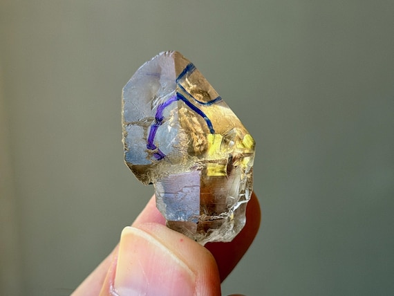 Enhydro Elestial Quartz, Active Water Bubble, 18g, Aracuai, Minas Gerais, Brazil B275