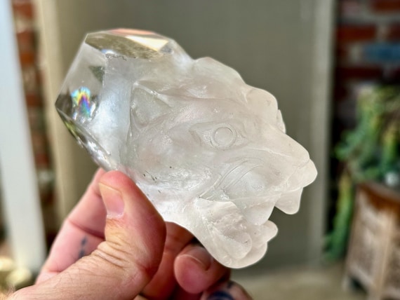 Jaguar Quartz Crystal with Rainbow, Hand Carved Shamanic Puma Totem, 424g, Sacred Valley, Peru MD4