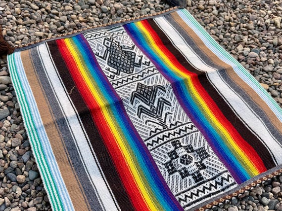 Unkuña Shamanic Manta Cloth, 15" x 15," Small Q'ero Mesa Cloth, Handmade in Peru