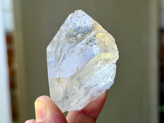 Trigonic Quartz, Self-Standing, 130g, New Find, Astral Travel & Shamanic Journeying, Inimutaba, Minas Gerais, Brazil V523
