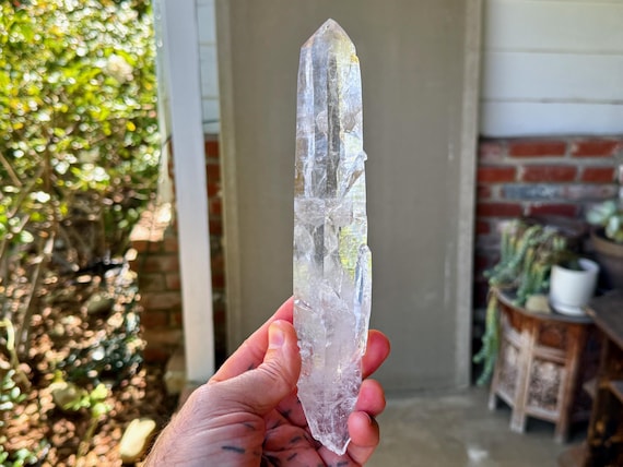 Laser Quartz, AAA Water Clear, Penetrator Crystal, 490g, New Find, Diamantina, Minas Gerais, Brazil W491