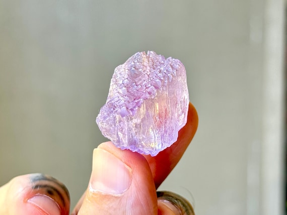 Etched Purple Kunzite, Brilliant Color and Double Terminated, 17g, Highest Quality, Heart Chakra, Afghanistan R485